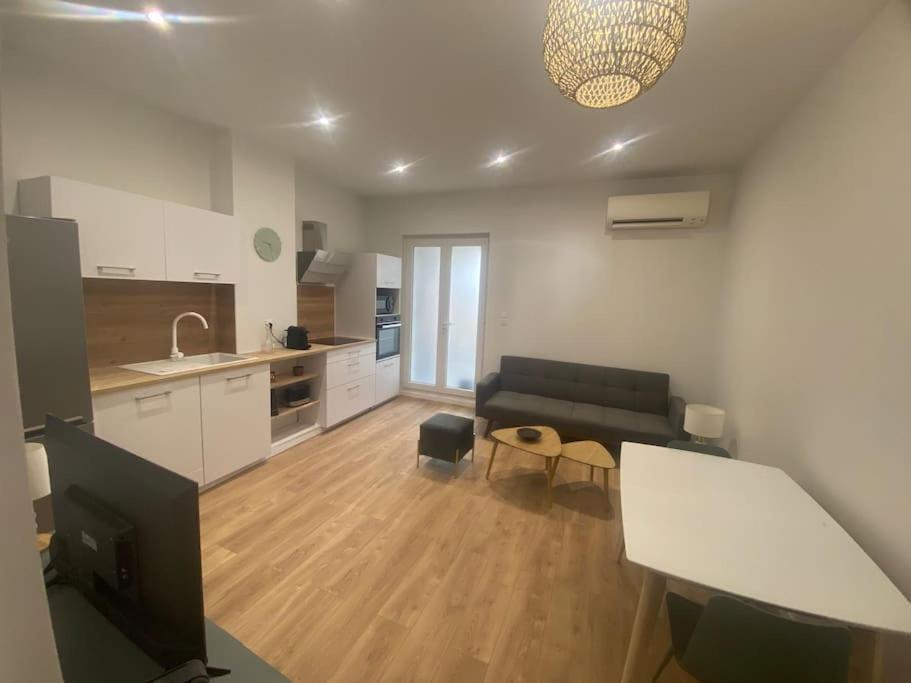 Apartmán Le Paisiblement Votre 2 Ch, Terrasse, Clim, Park Montauban Exteriér fotografie